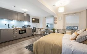 Spacious & Cosy Studio Flat In The Heart Of Edinburgh City Centre
